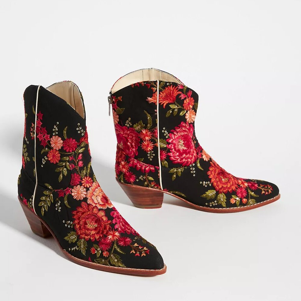 Anthropologie MOMO NEW YORK Embroidered Rose Boots NEW Size 39